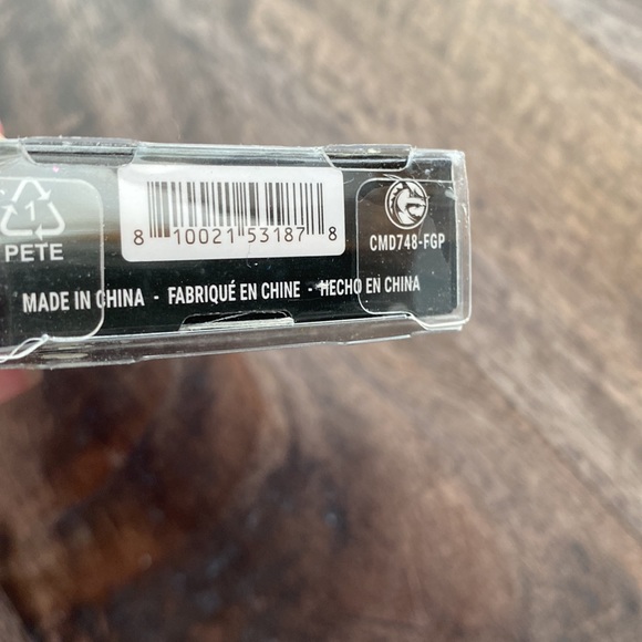 Ubisoft 2019 Rainbow 6 siege FiGPiN mini sledge new sealed M51 fig pin - Picture 5 of 5